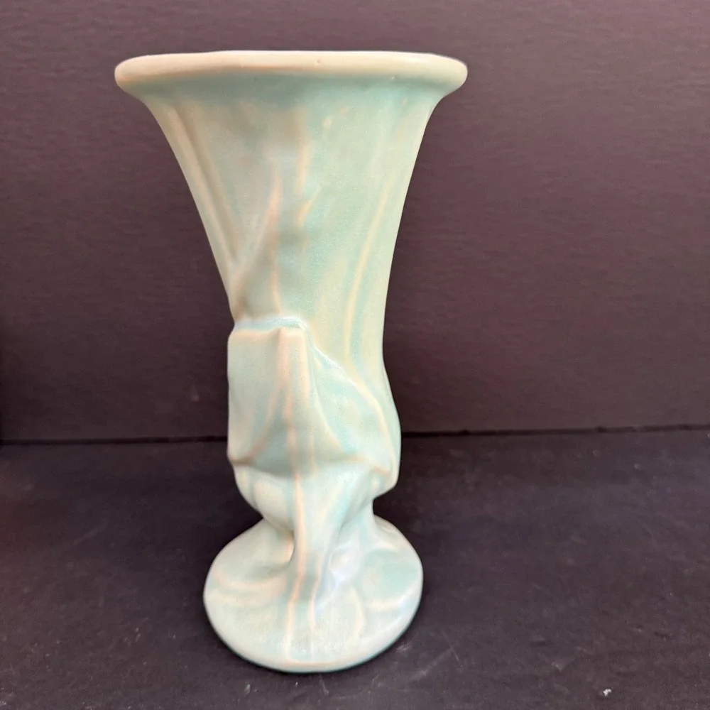 Vintage Red Wing Attributed Art Deco Vase RARE Aqua Blue‎ Matte Cerami 7.5